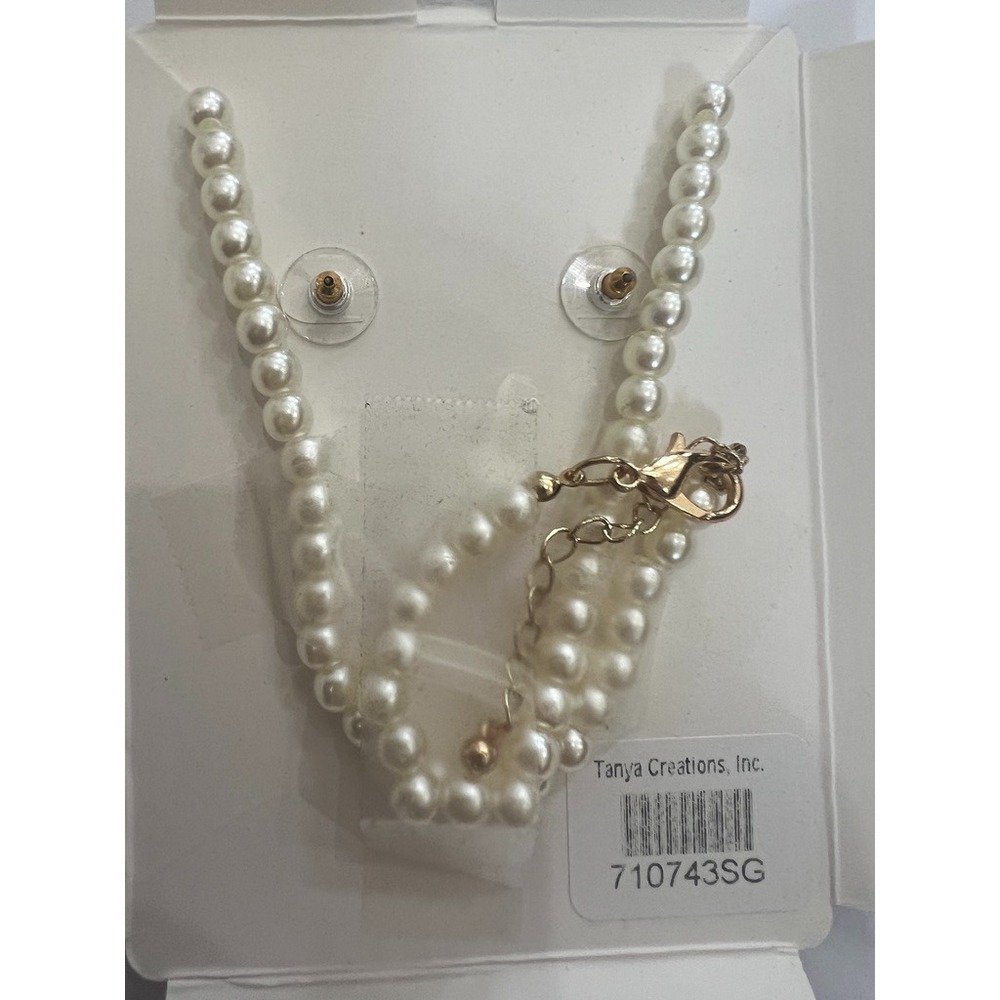 Faux Pearl Necklace & Earrings Gold Tone Pendant Vintage Inspired Bridal Classic - Picture 10 of 10